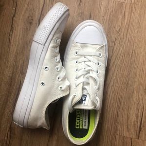 White converse allstars